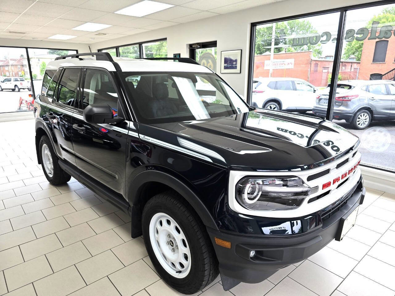 Used 2023 Ford Bronco Sport Heritage w/ Heritage Convenience Package image 4