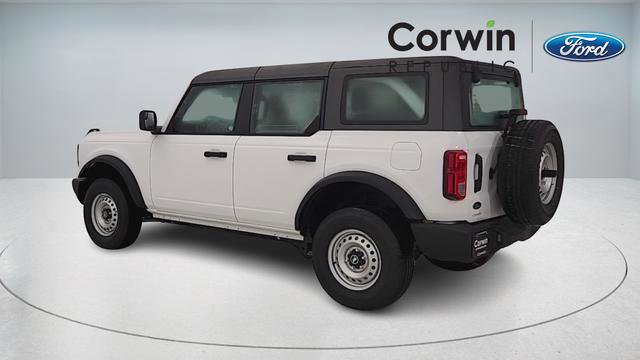 New 2025 Ford Bronco 4-Door image 5