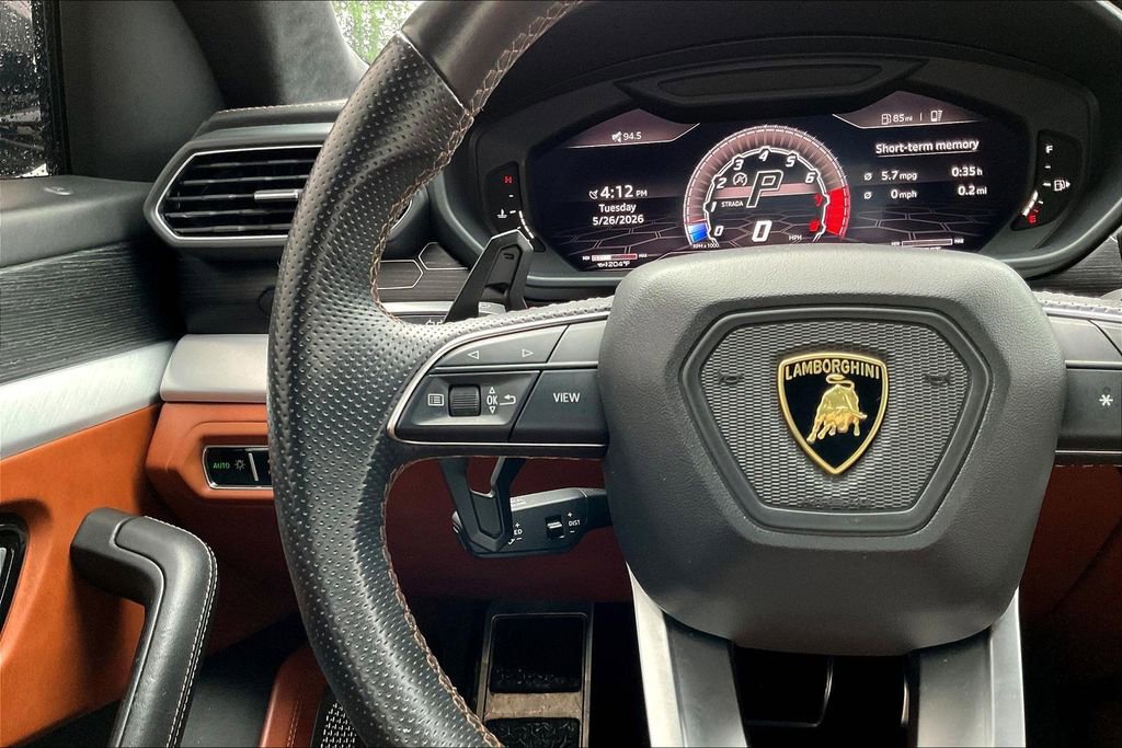 Used 2019 Lamborghini Urus AWD/4WD image 11