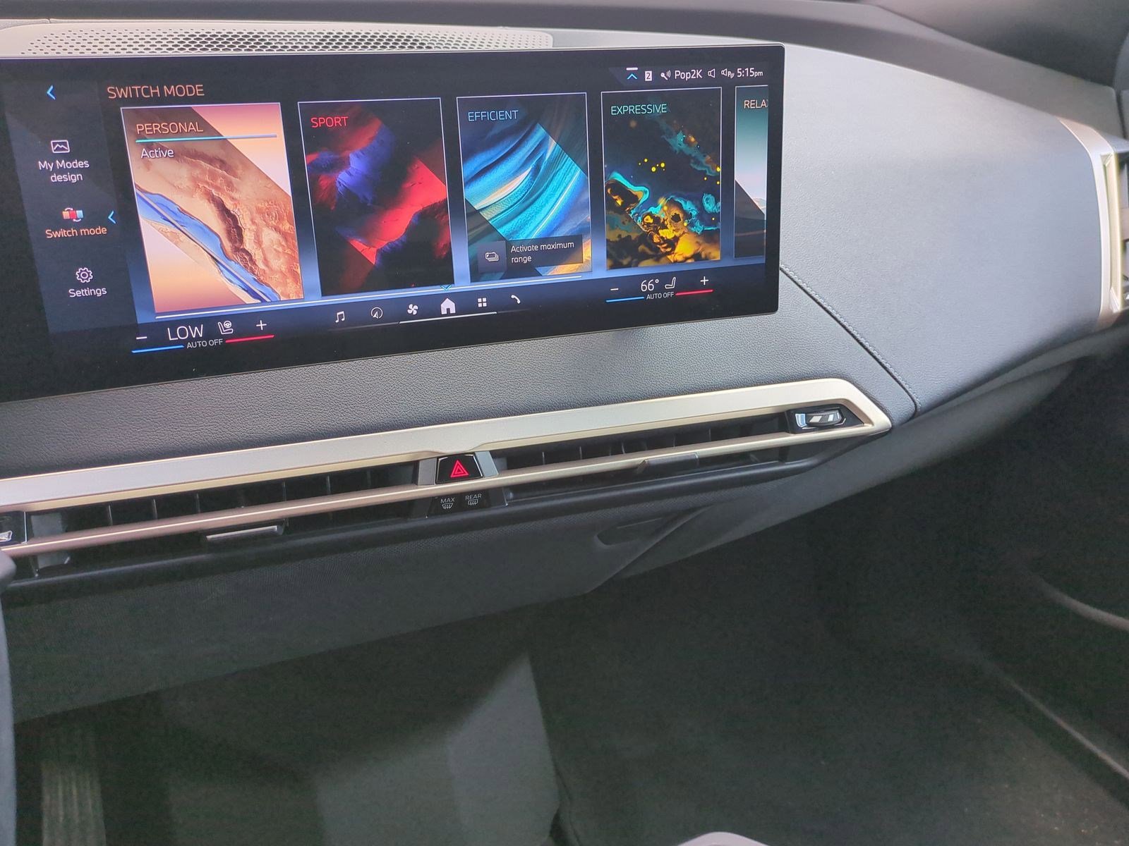 Used 2024 BMW iX xDrive50 w/ Sport Package image 28