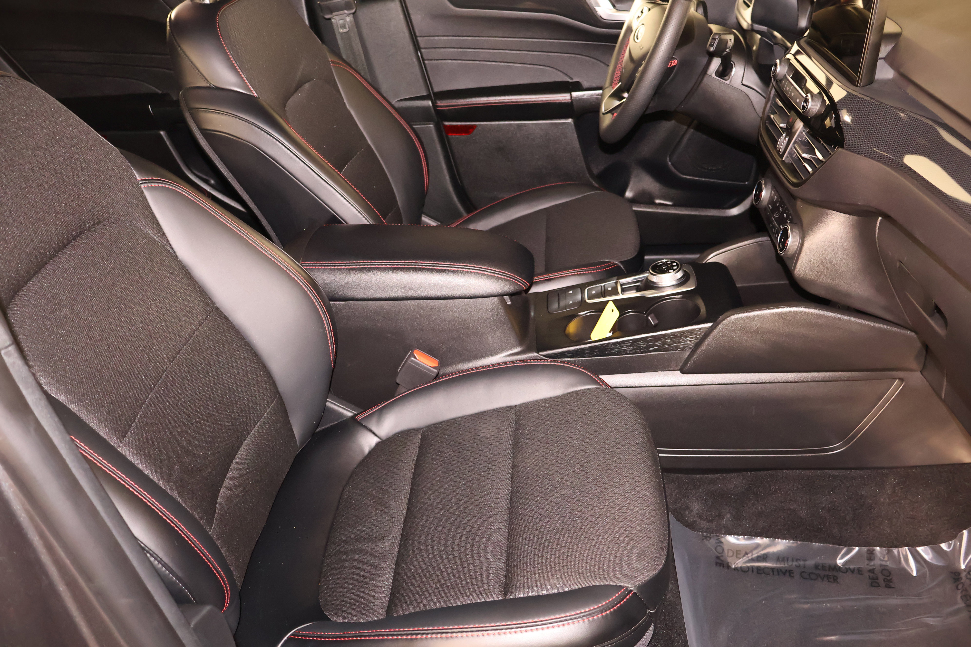 Used 2025 Ford Escape ST-Line Select image 41