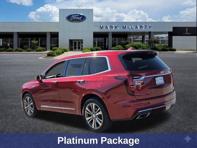 Used 2020 Cadillac XT6 Premium Luxury w/ Platinum Package FWD image 3