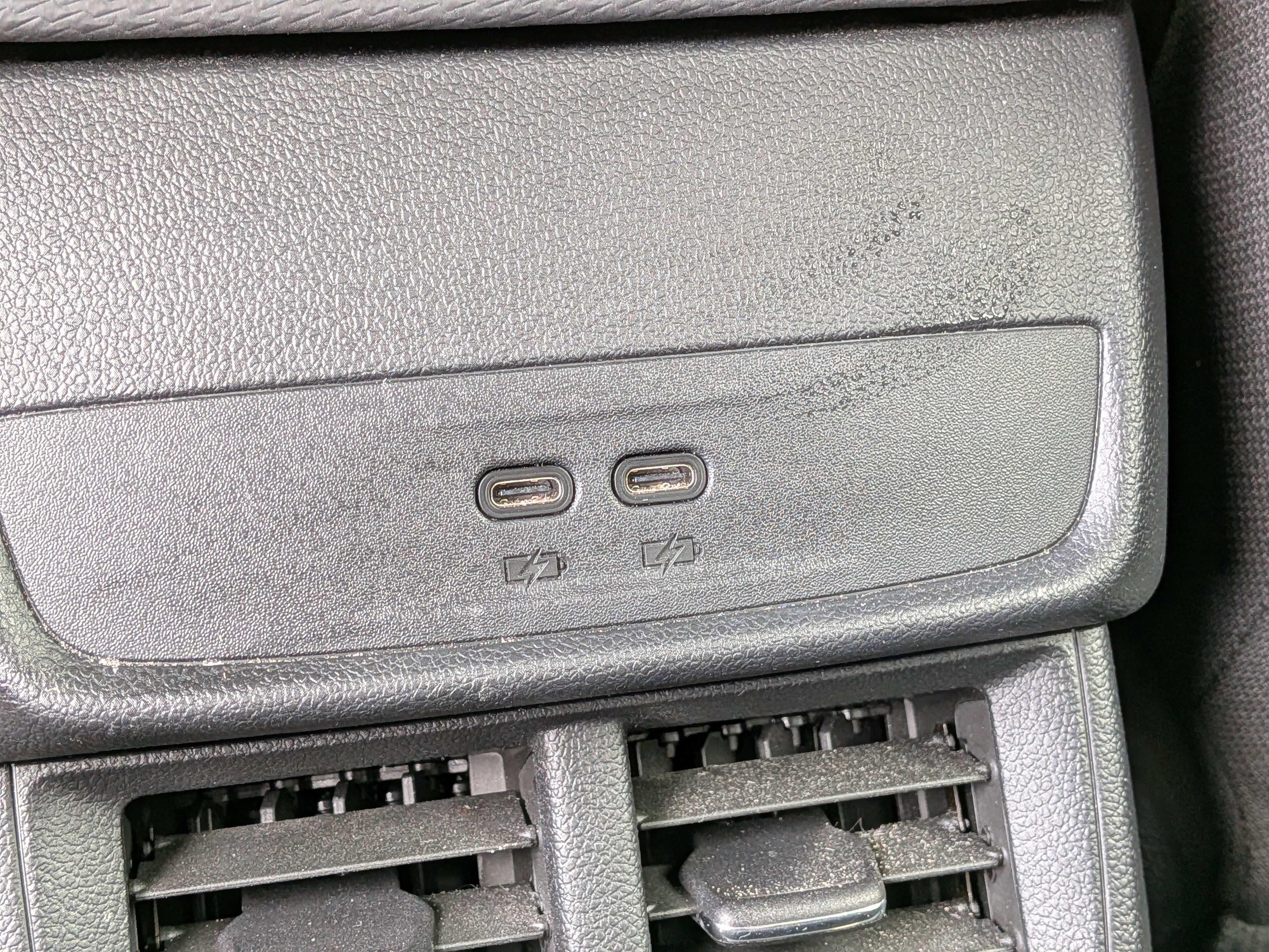 Used 2025 Chevrolet Equinox LT w/ Safety and Technology Package image 16