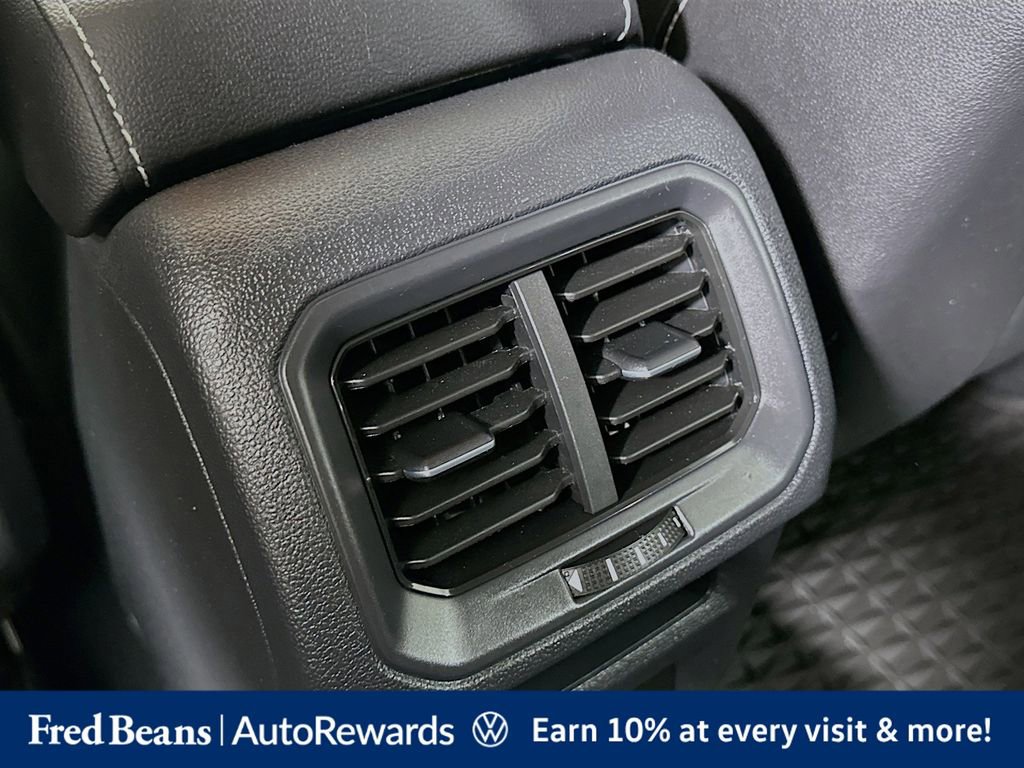 Used 2022 Volkswagen Taos SEL AWD/4WD image 26