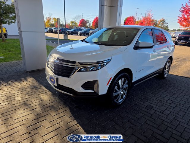 Used 2024 Chevrolet Equinox LT AWD/4WD image 1