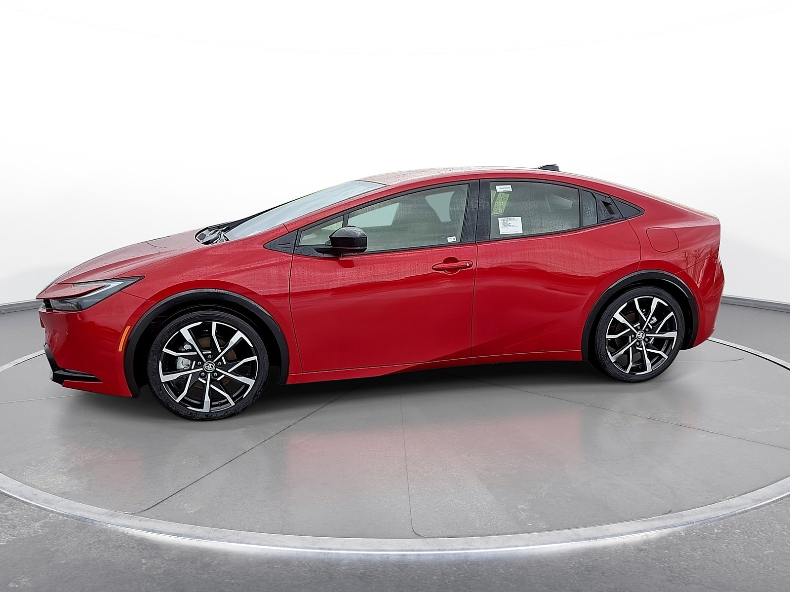 New 2026 Toyota Prius Plug-In Hybrid FWD image 4
