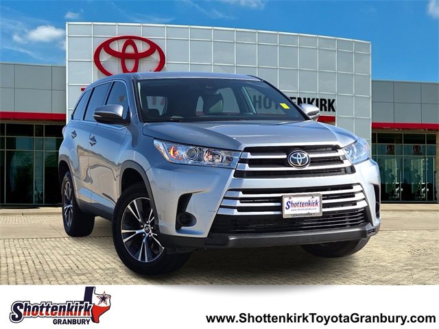 Used 2019 Toyota Highlander LE