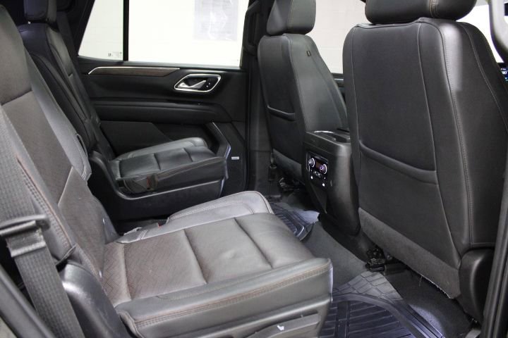 Used 2023 Chevrolet Tahoe High Country AWD/4WD image 30