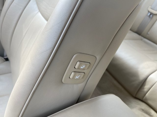 Used 2006 Lexus LS 430 RWD image 17