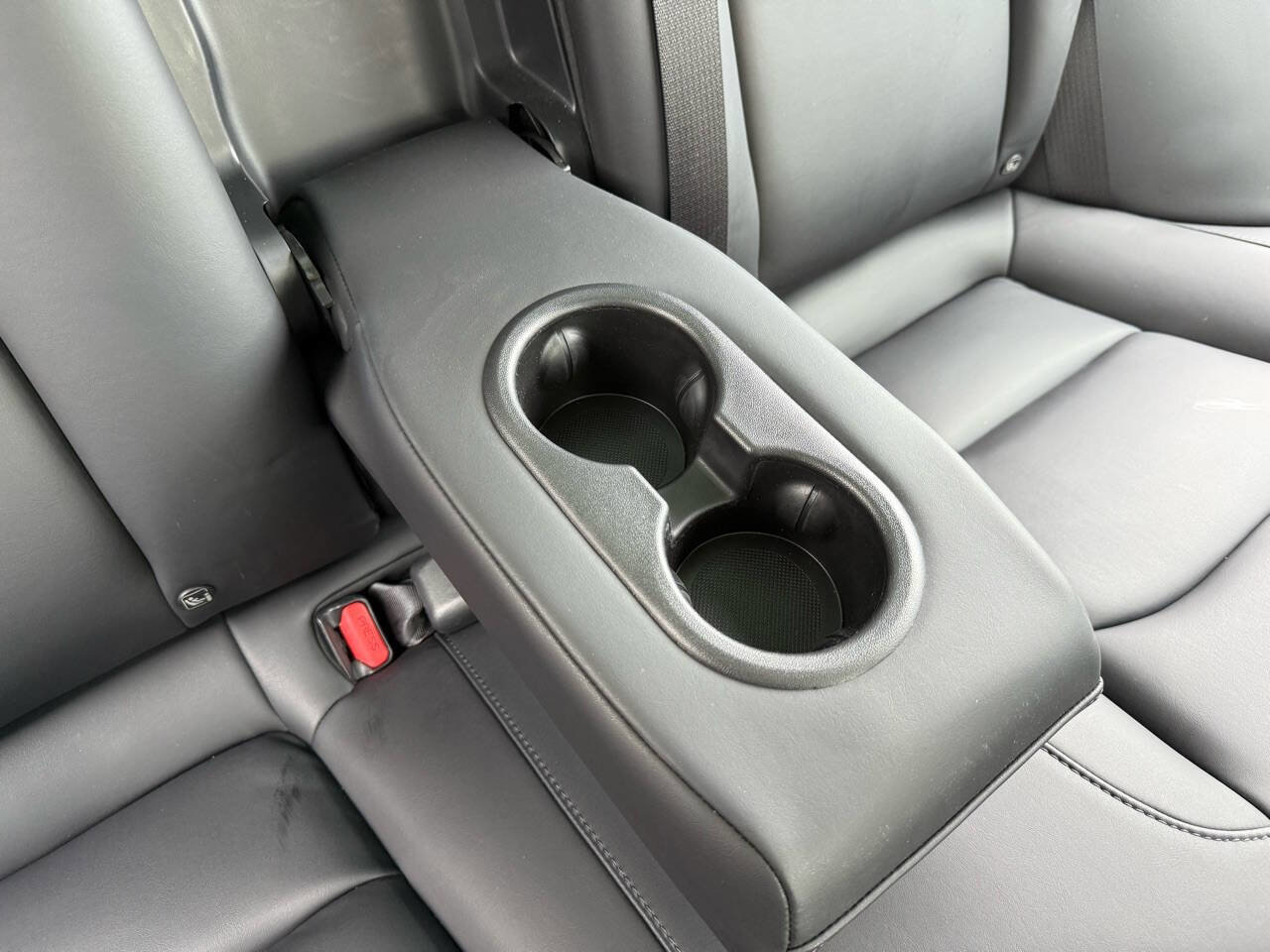 Used 2020 Tesla Model 3 Long Range image 30