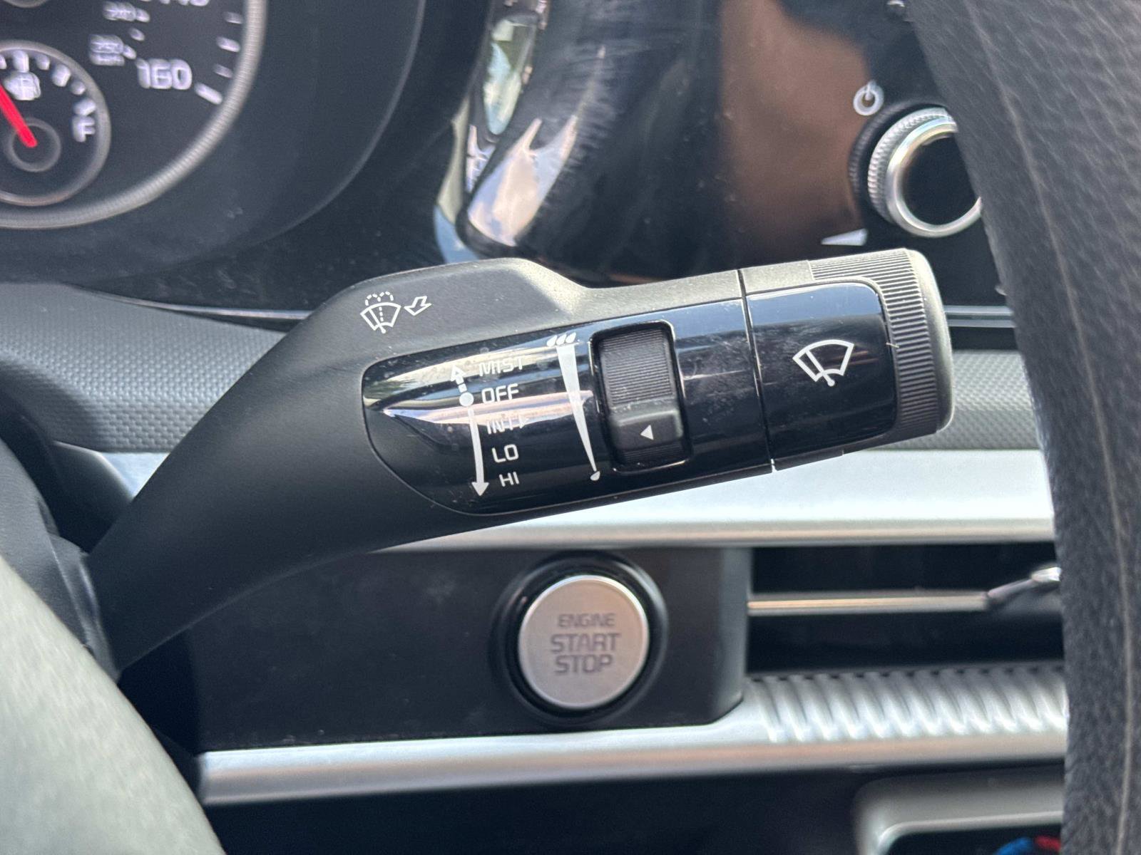 Used 2023 Kia K5 LXS image 28