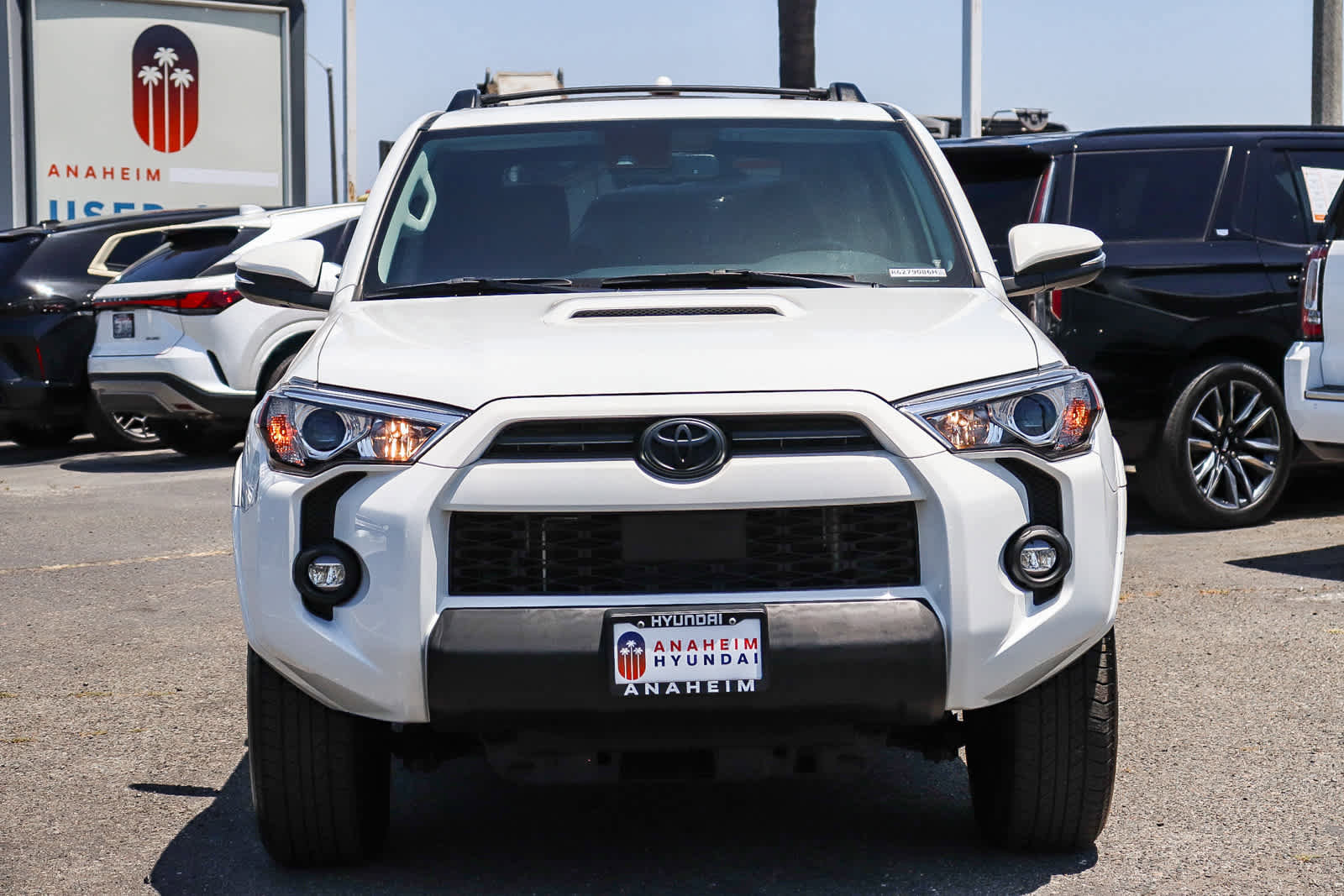 Used 2024 Toyota 4Runner TRD Off-Road Premium w/ Moonroof Package AWD/4WD image 2