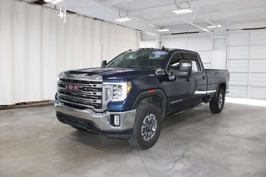 Used 2022 GMC Sierra 3500 SLE w/ SLE Convenience Package AWD/4WD image 4