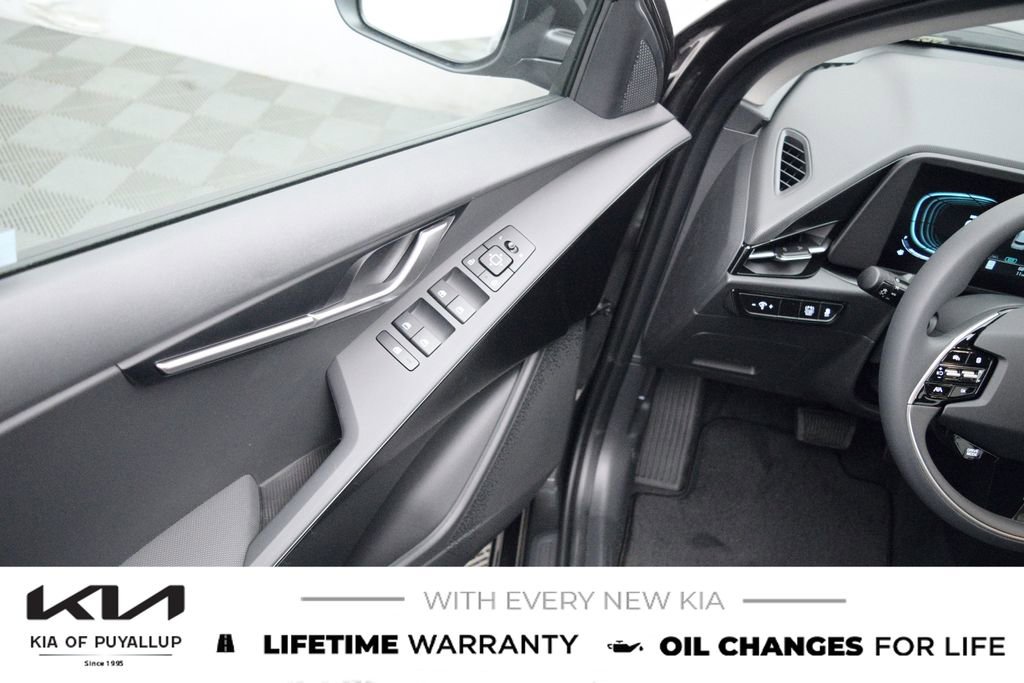 New 2026 Kia Niro LX FWD image 27