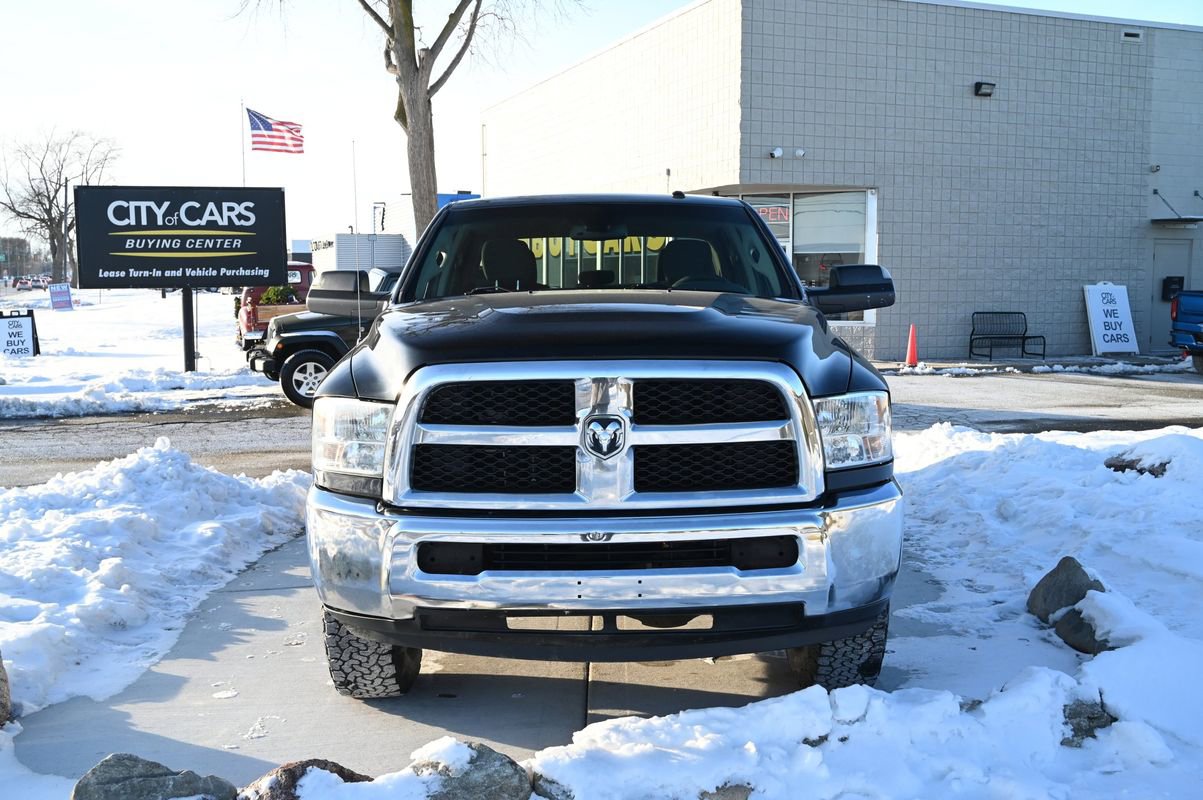 Used 2018 RAM 2500 Tradesman w/ Chrome Appearance Group image 2