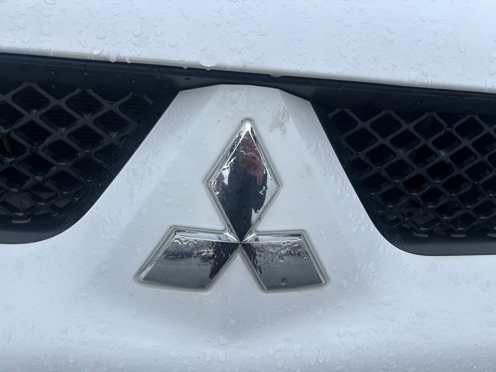 Used 2007 Mitsubishi Raider LS image 23