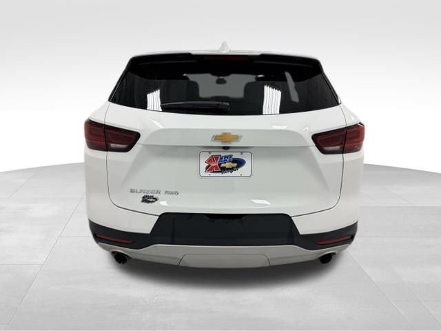 Certified 2025 Chevrolet Blazer LT AWD/4WD image 3