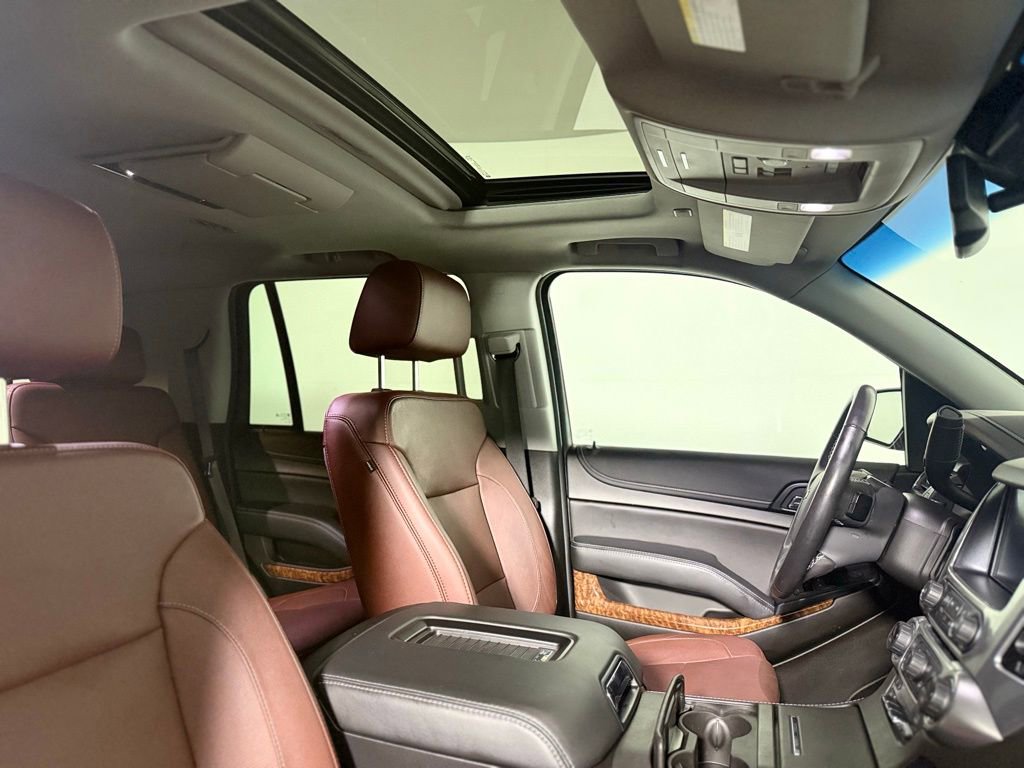 Used 2019 Chevrolet Tahoe Premier w/ Premier Plus Edition AWD/4WD image 24