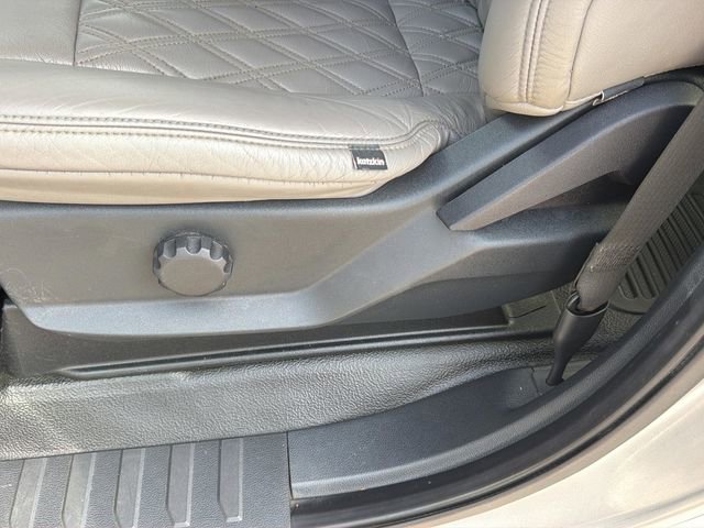 Used 2022 Ford F450 XLT w/ FX4 Off-Road Package image 22