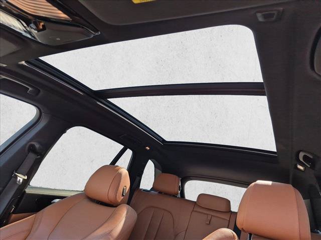 Used 2021 BMW X5 sDrive40i w/ Premium Package 2 RWD image 16