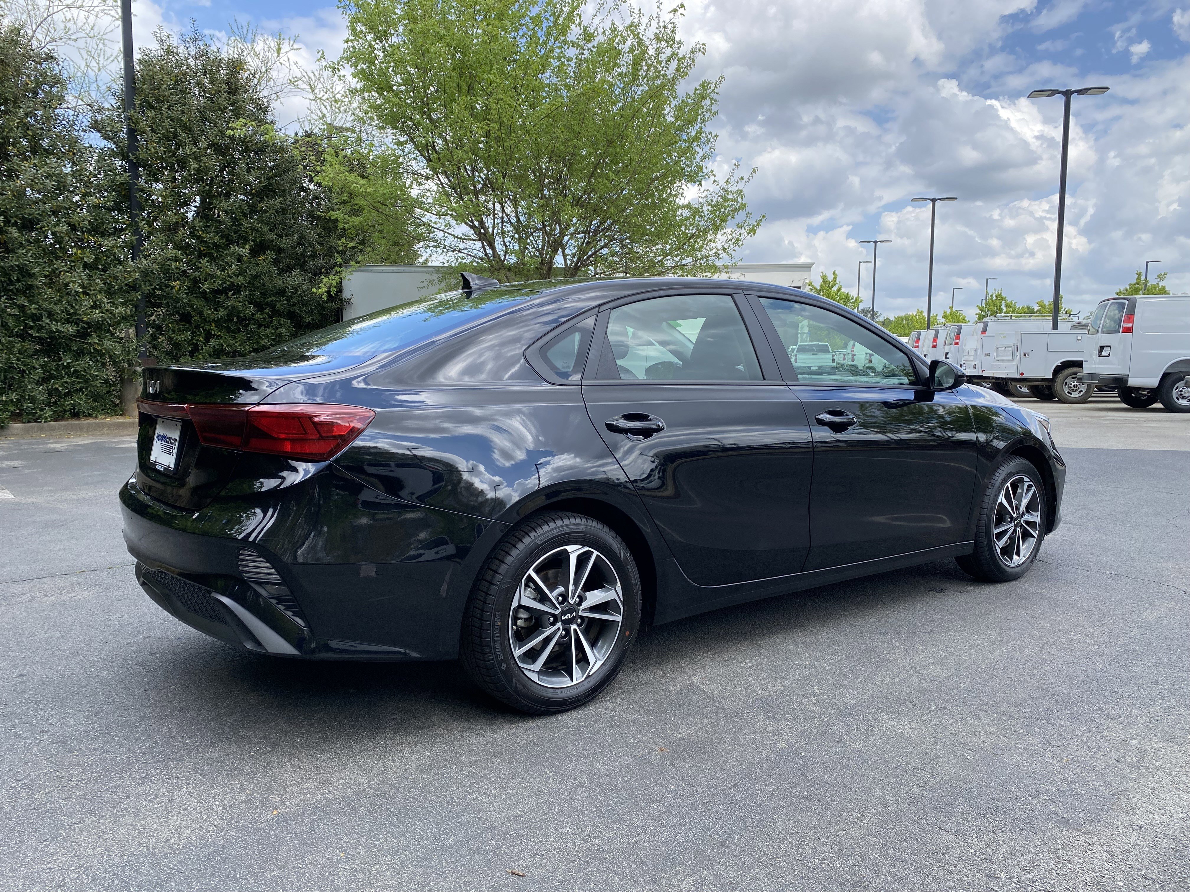 Used 2024 Kia Forte LXS image 9