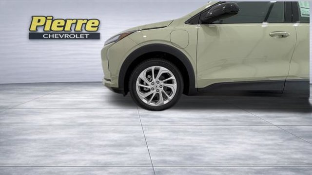 New 2027 Chevrolet Bolt LT w/ Comfort Package FWD image 8