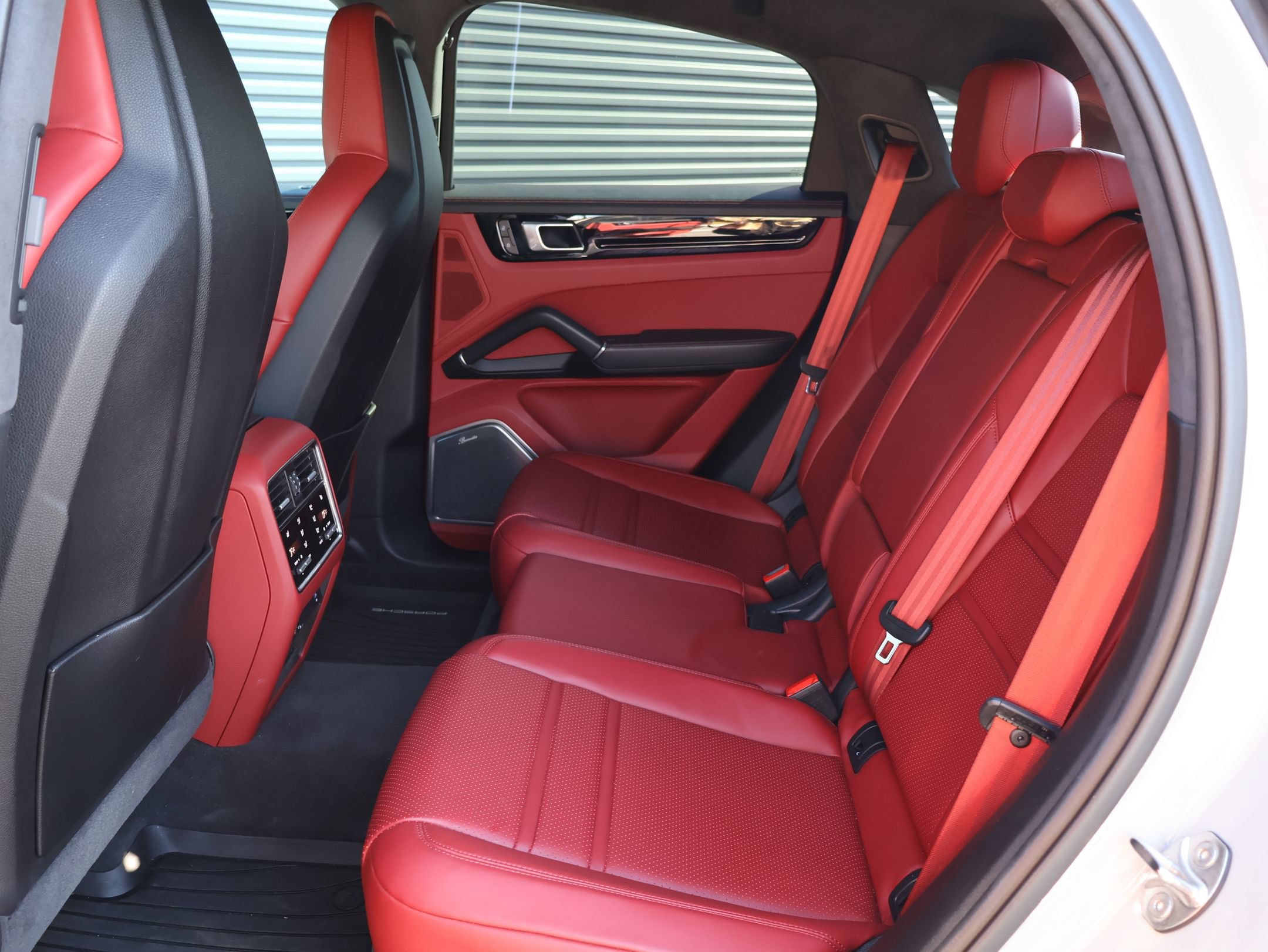 Used 2023 Porsche Cayenne GTS AWD/4WD image 26