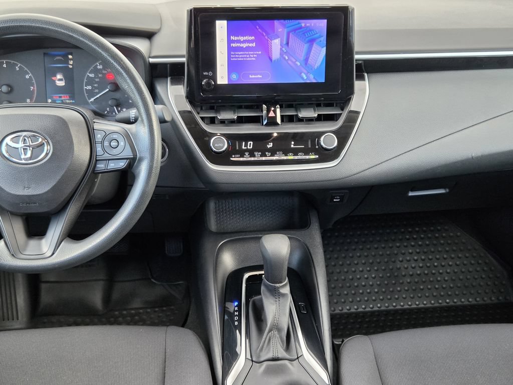 Used 2023 Toyota Corolla LE w/ LE Convenience Package FWD image 17
