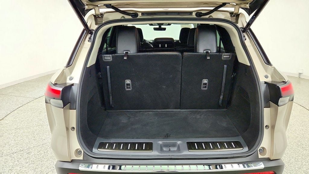 Used 2023 INFINITI QX60 Luxe AWD/4WD image 23