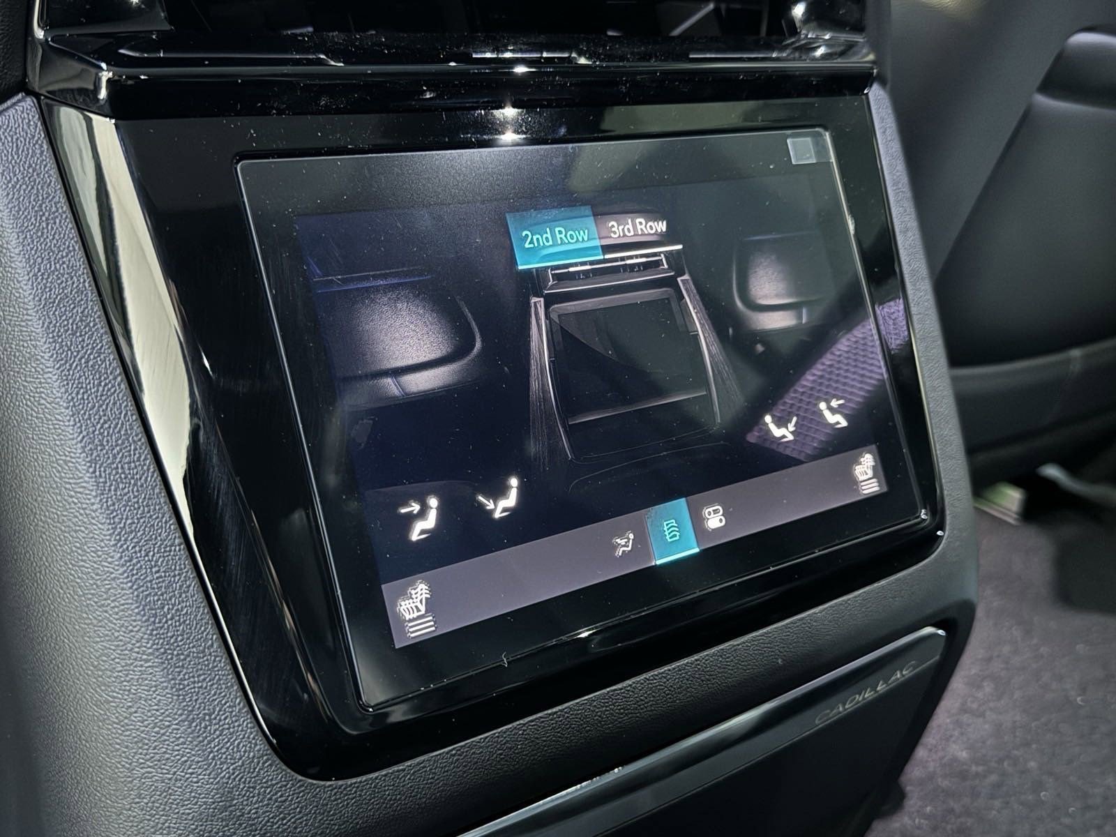 New 2025 Cadillac Escalade IQ Luxury 2 image 50