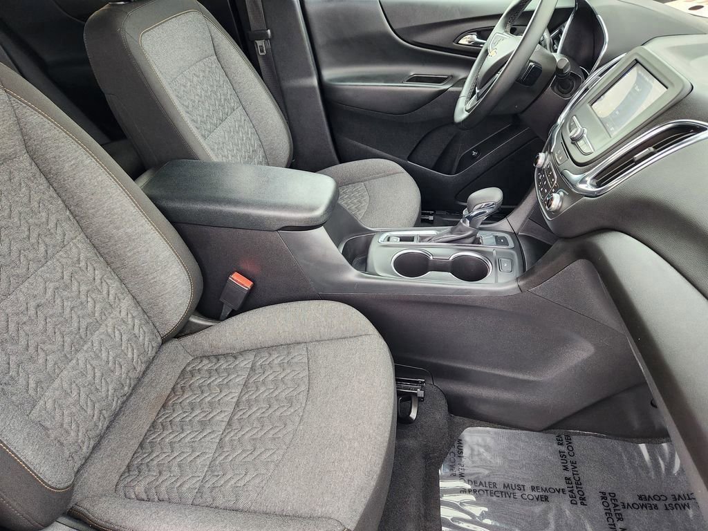 Used 2024 Chevrolet Equinox LT AWD/4WD image 13