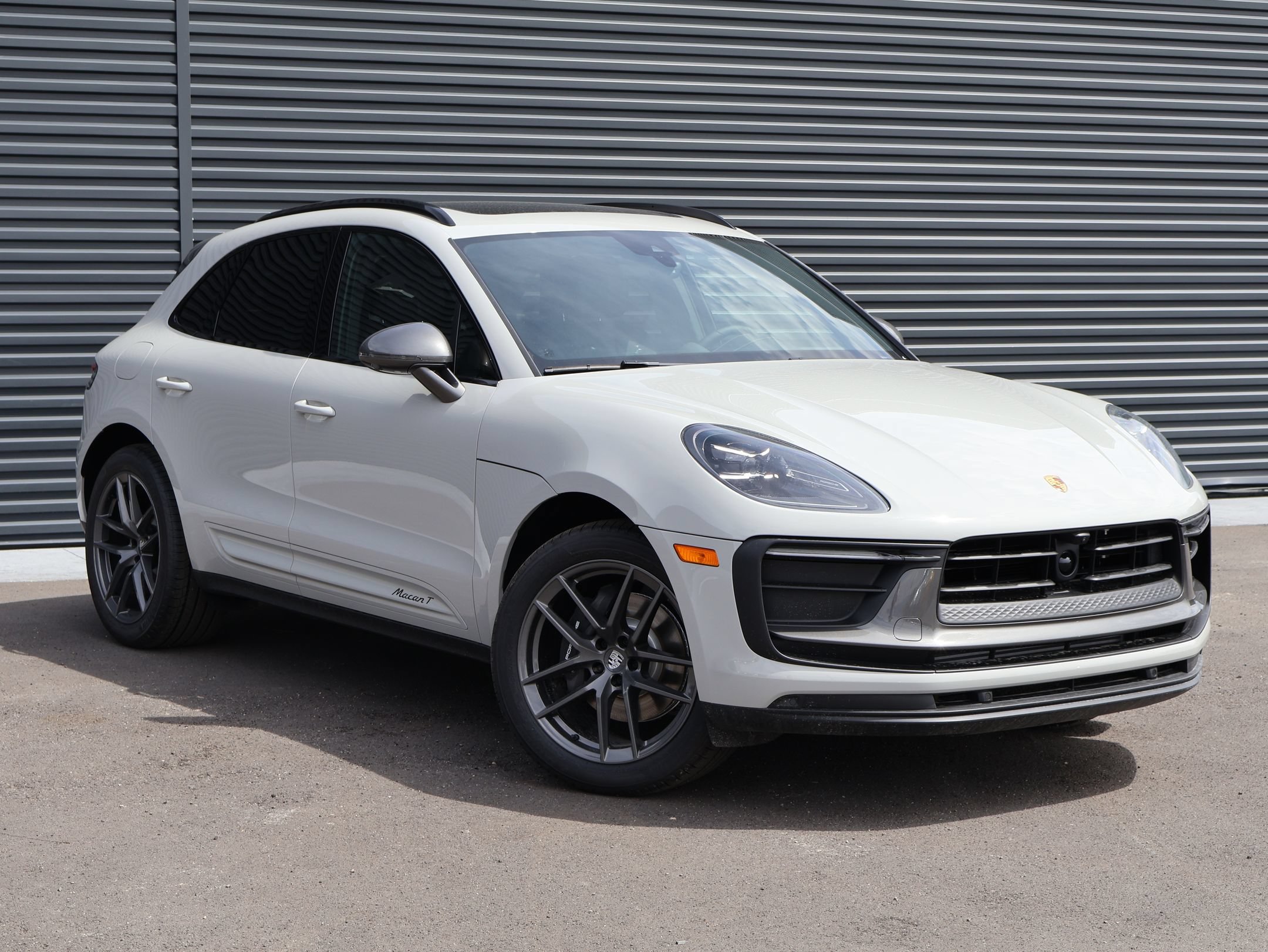 New 2026 Porsche Macan Turbo AWD/4WD image 7