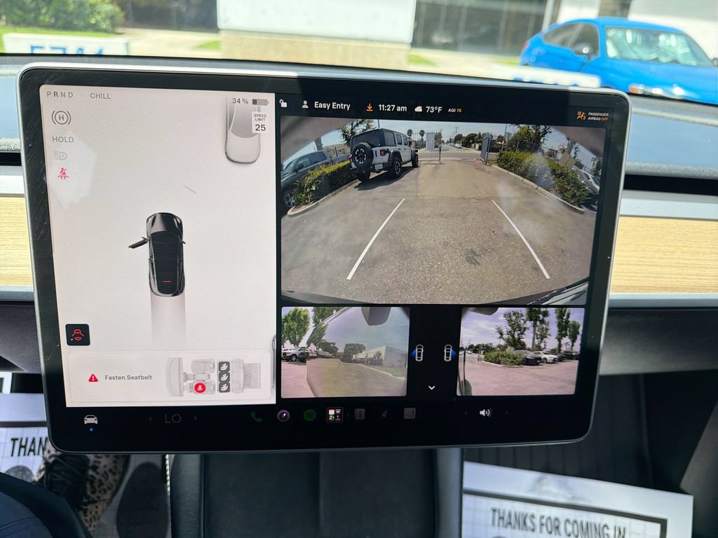 Used 2022 Tesla Model Y Long Range AWD/4WD image 24