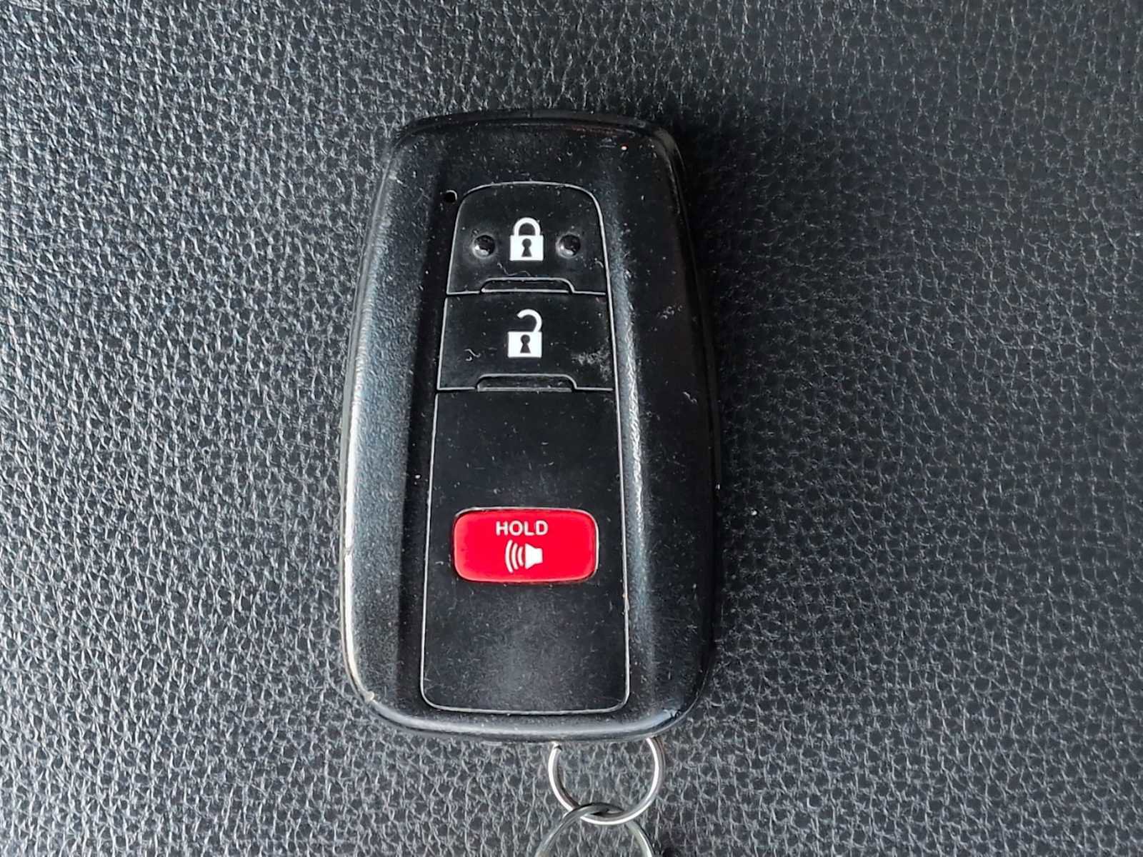 Used 2019 Toyota RAV4 XLE w/ All Weather Liner Package image 29