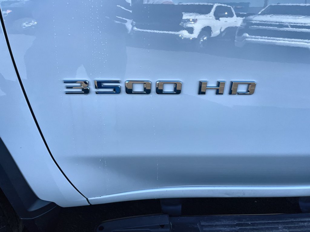 Certified 2022 Chevrolet Silverado 3500 W/T w/ WT Convenience Package AWD/4WD image 29