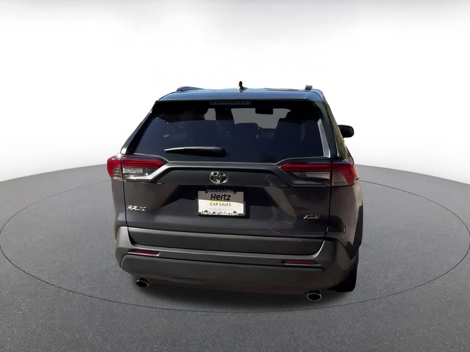 Used 2025 Toyota RAV4 XLE image 12