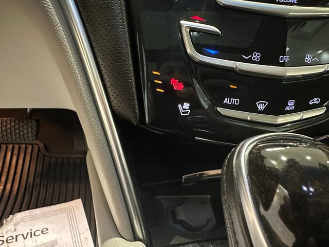 Used 2014 Cadillac XTS Premium image 13