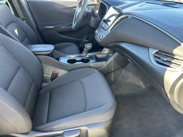 Used 2024 Chevrolet Malibu LT FWD image 12