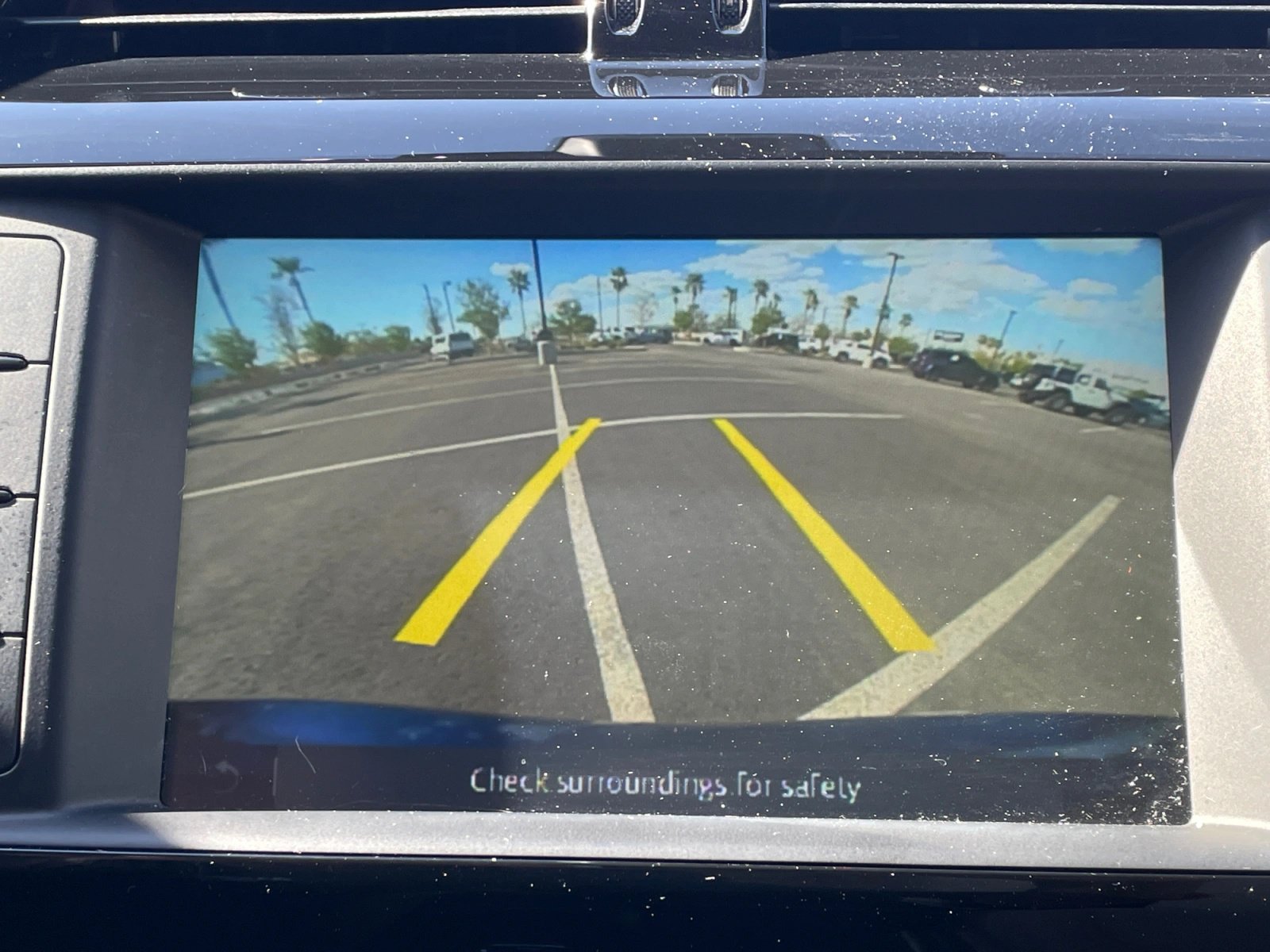 Used 2018 Jaguar XE Premium AWD/4WD image 17