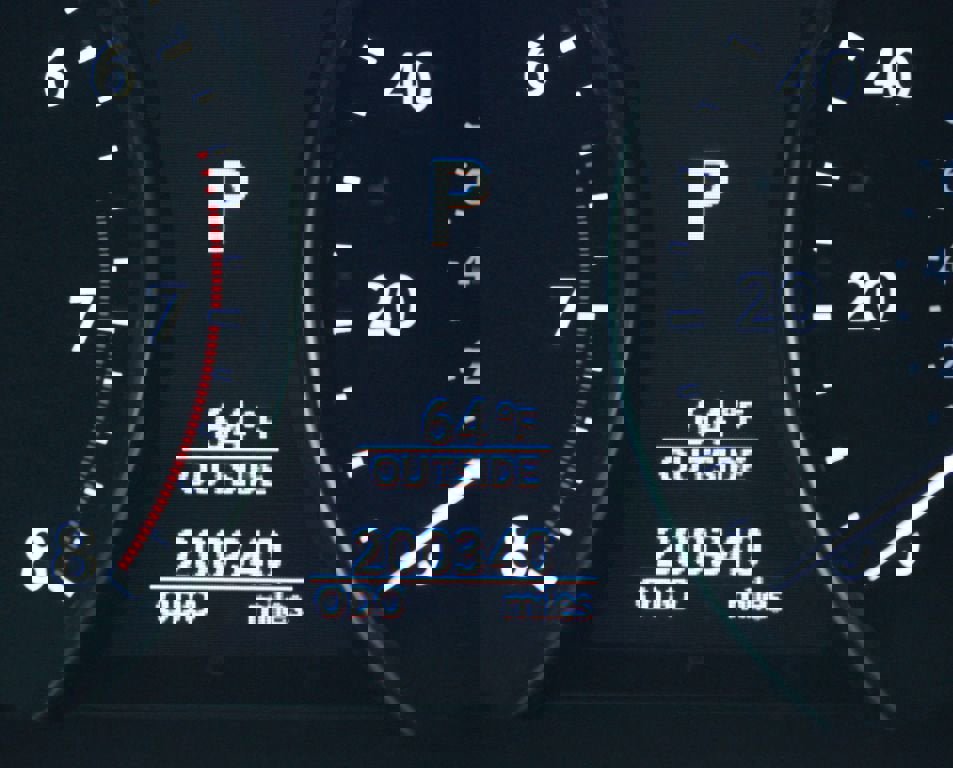 Used 2016 Lexus LS 460 L image 4