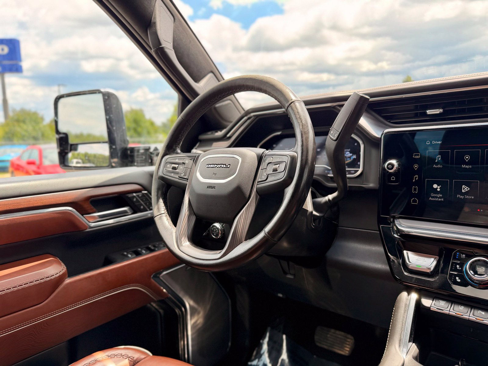 Used 2024 GMC Sierra 2500 Denali Ultimate w/ Max Trailering Package AWD/4WD image 68