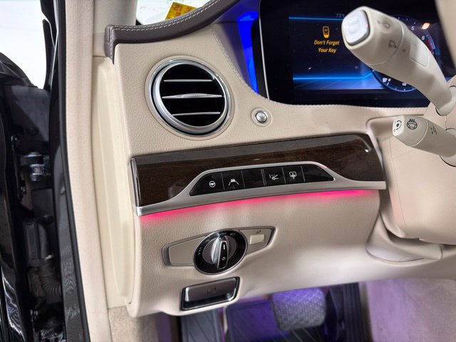 Used 2020 Mercedes-Benz S 450 Sedan image 20