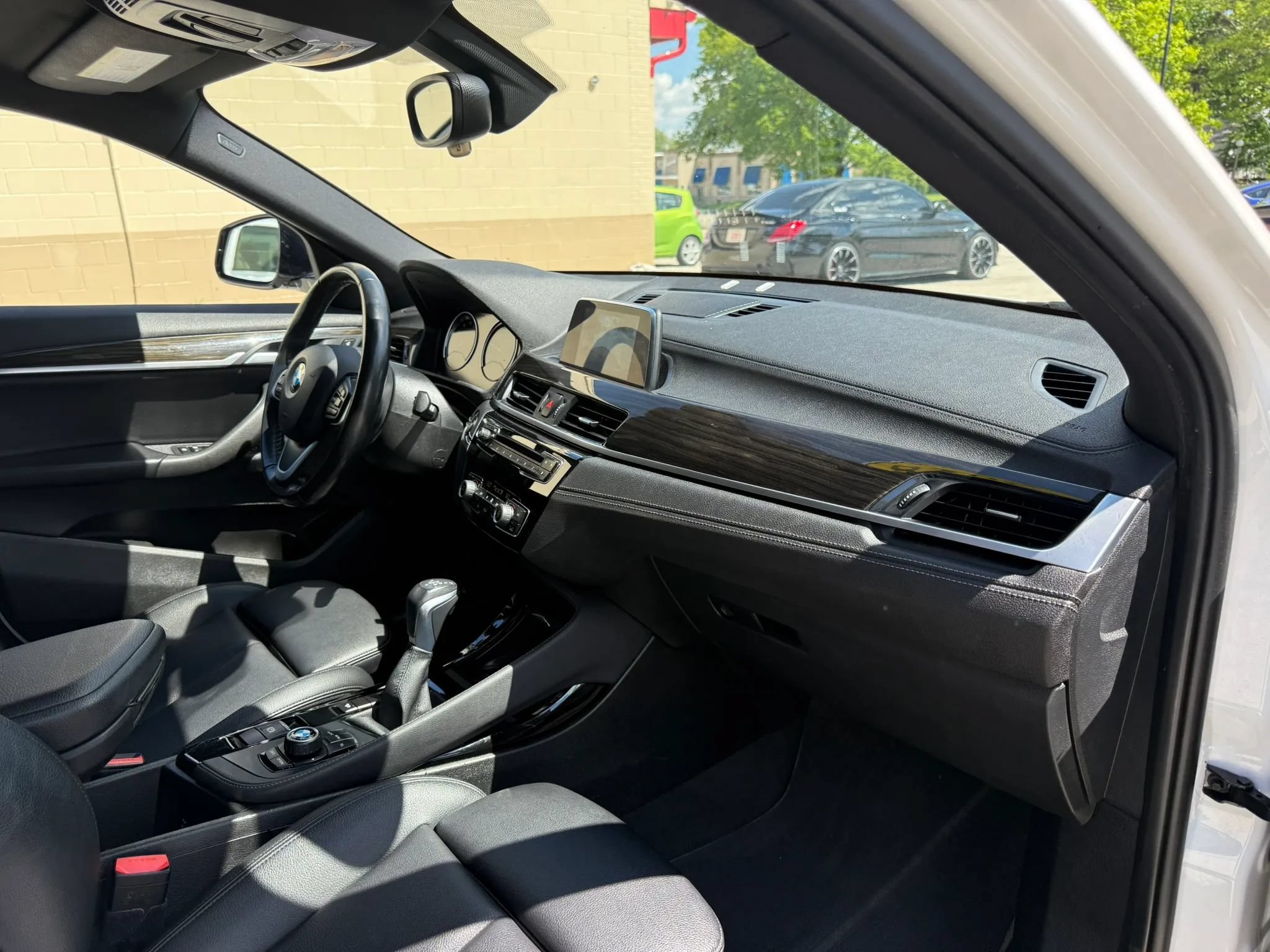 Used 2018 BMW X2 xDrive28i w/ Convenience Package AWD/4WD image 19