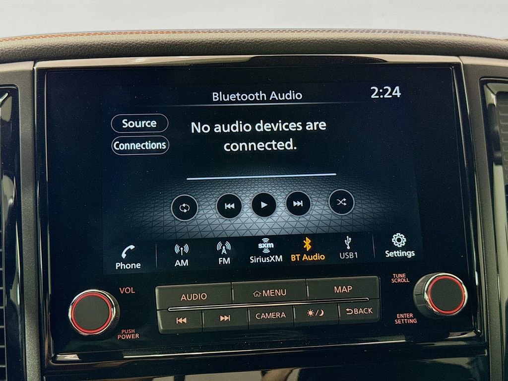 Used 2024 Nissan Titan PRO-4X w/ Pro-4x Convenience Package image 14