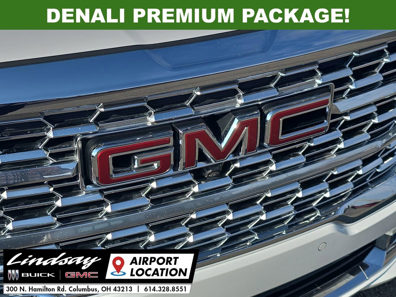 Used 2023 GMC Terrain Denali w/ Denali Premium Package image 32