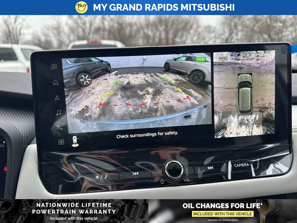 New 2026 Mitsubishi Outlander SE image 28