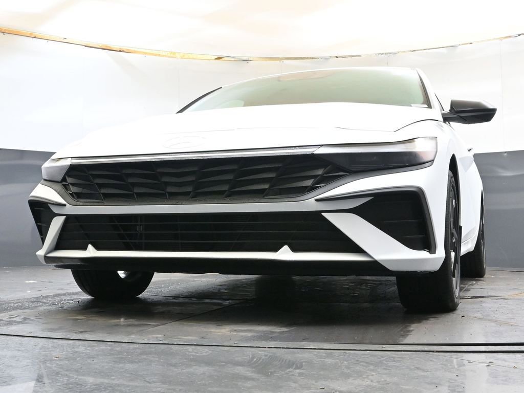 New 2026 Hyundai Elantra Sport image 39