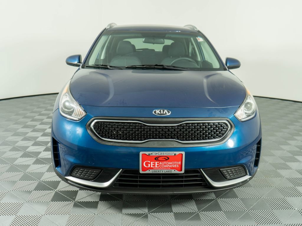 Used 2019 Kia Niro LX FWD image 2