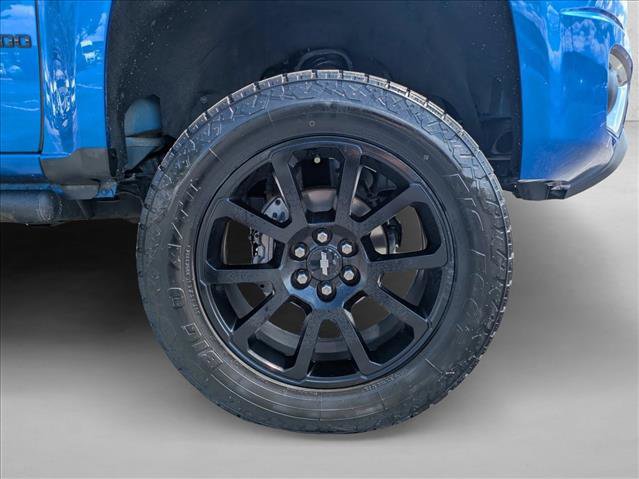 Used 2020 Chevrolet Colorado LT w/ Colorado RST Special Edition RWD image 21