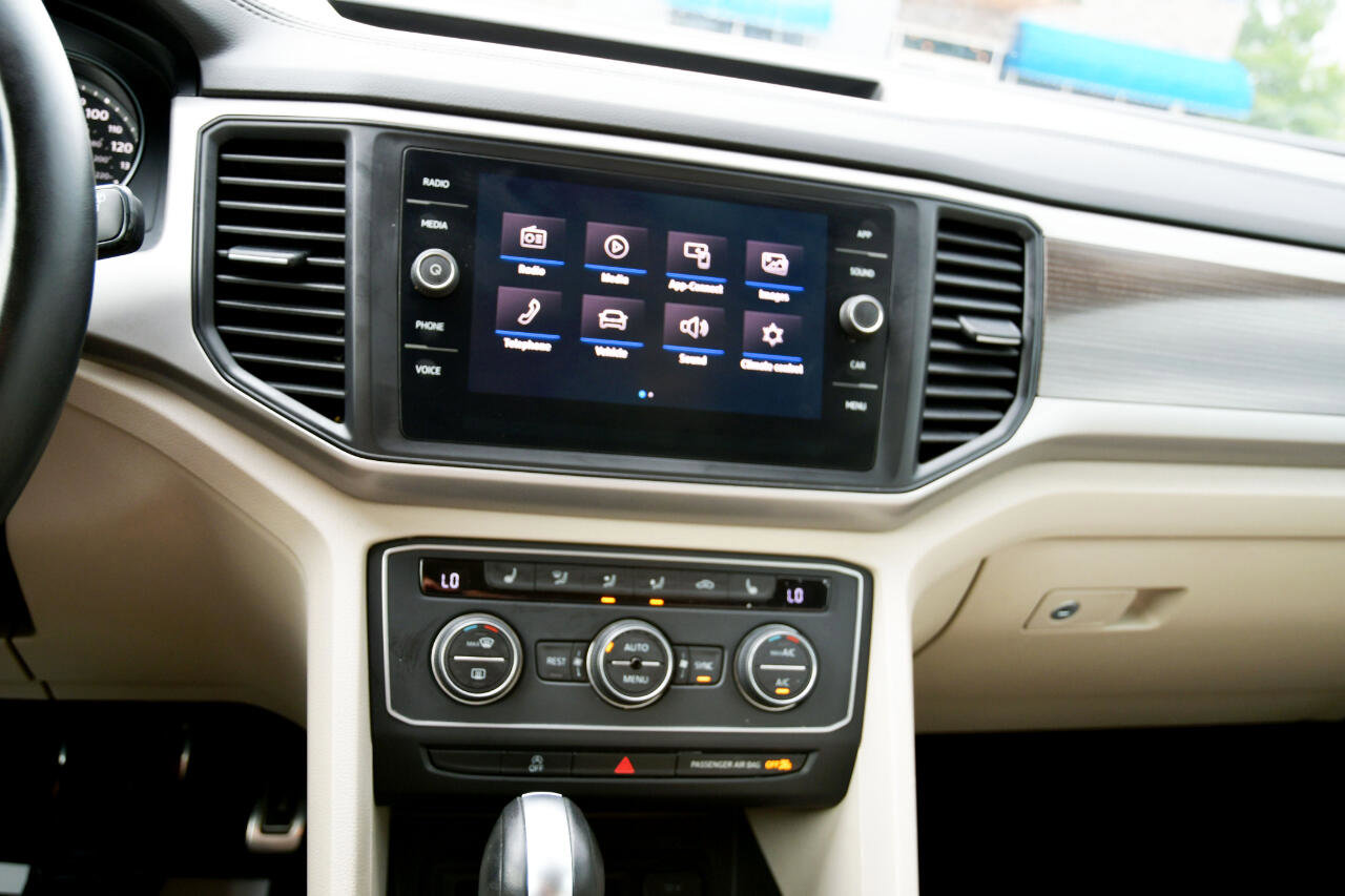 Used 2020 Volkswagen Atlas SE w/ Panoramic Sunroof Package image 27